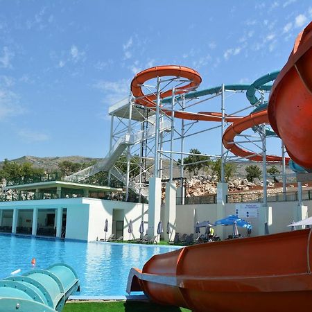 טרביניה Grad Sunca Resort מראה חיצוני תמונה
